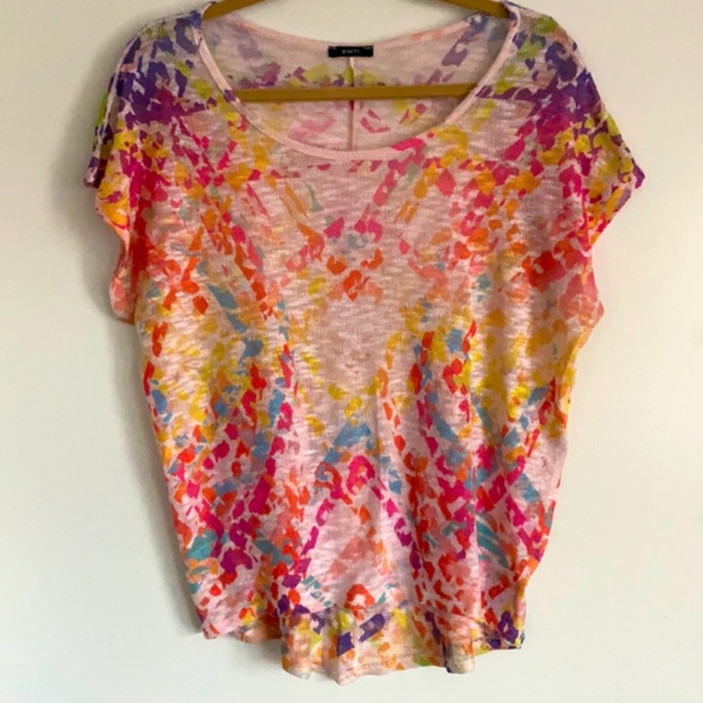 Colorful top
